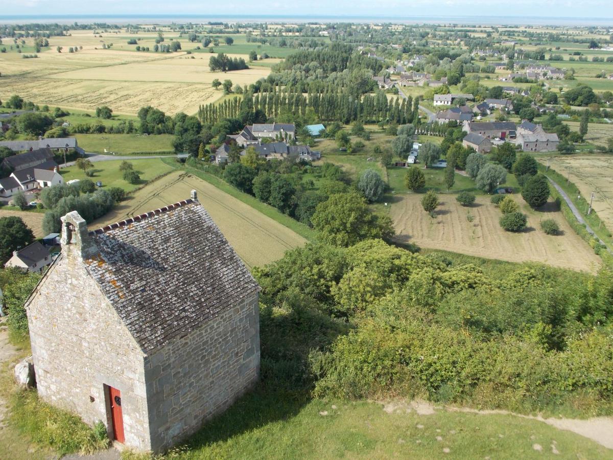 Chambre Du Retour En Enfance - Abdl Dol-de-Bretagne Exteriér fotografie